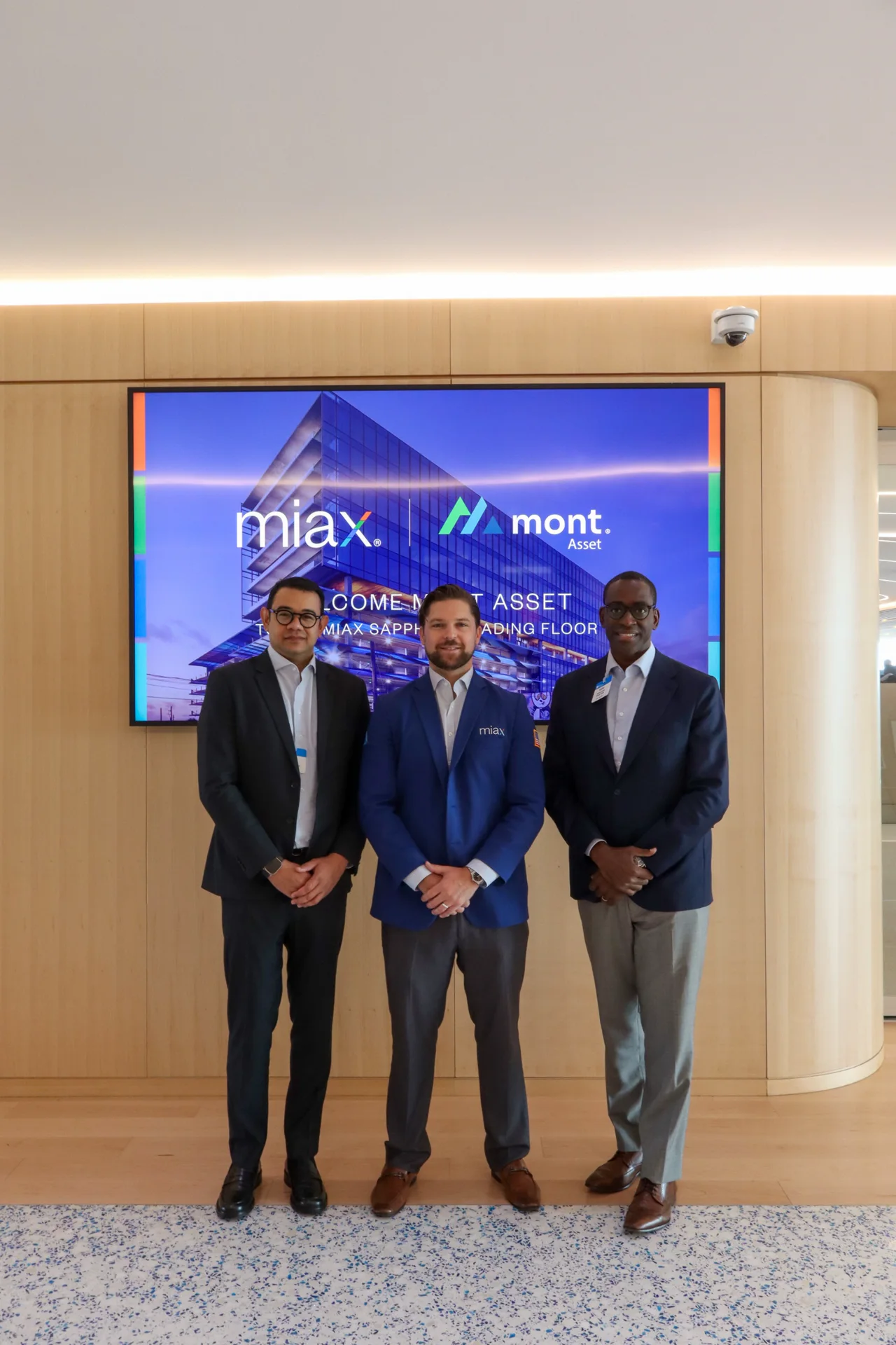 Mont Asset no MIAX Sapphire